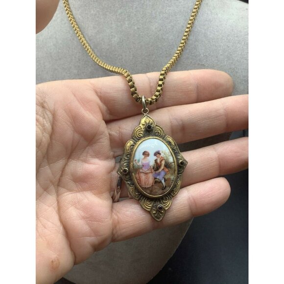 Antique Victorian Painted Porcelain Cameo Style Romantic Scene Necklace Brass - Picture 6 of 9